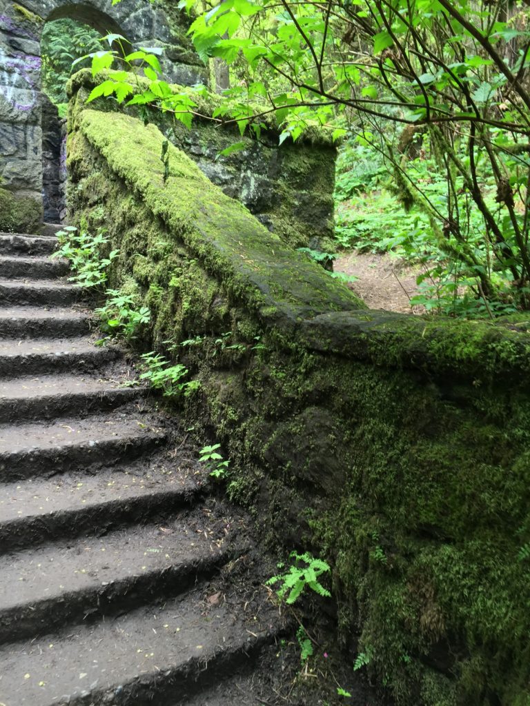 How to Visit the Witch's Castle in Portland, Oregon